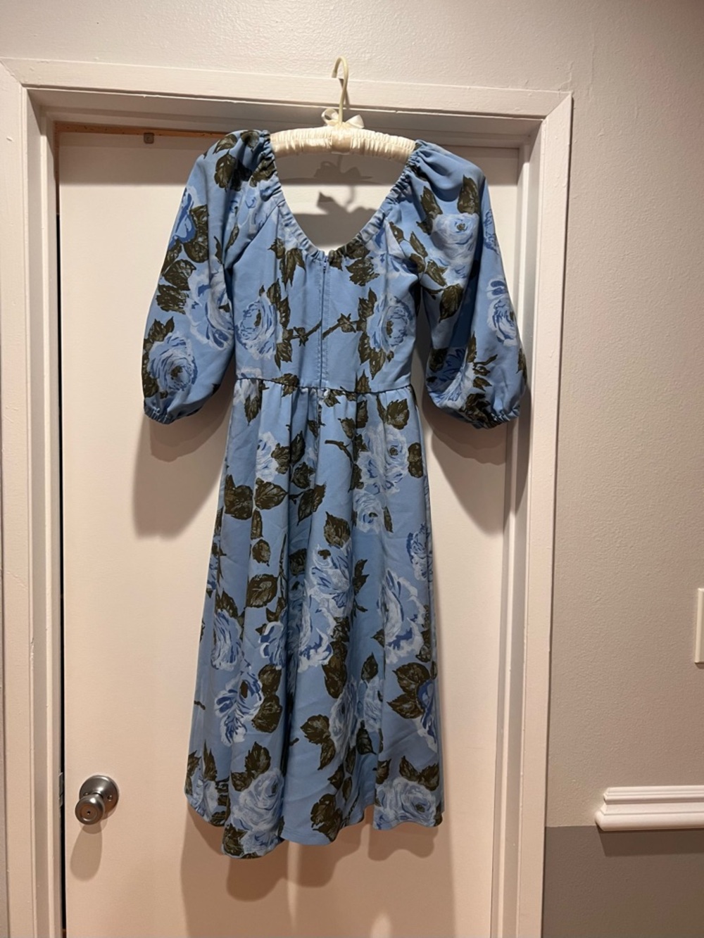 GUC Vixen by Micheline Pitt Blue Floral Vacation Dress SMALL - Picture 3 of 4